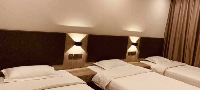 易居酒店(联盟路柏林庄地铁站店)图片