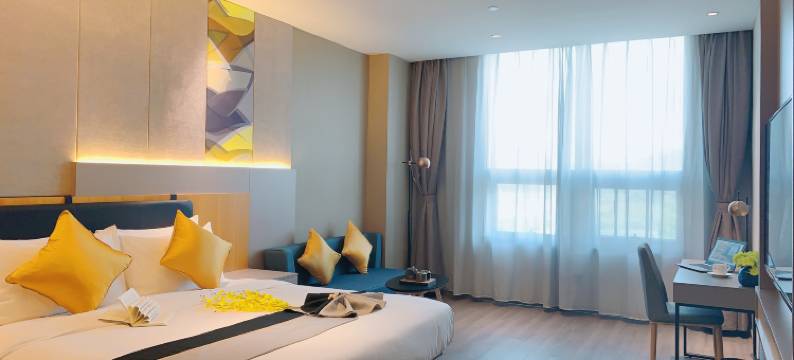 开蔓国际酒店(贵阳龙洞堡机场中兴路地铁站店)图片