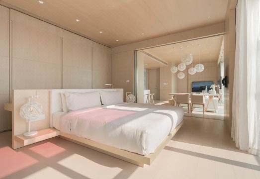 Yanling Jianye The Mist Hot Spring HotelHotel Overview