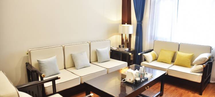 马尔康烁郎酒店图片