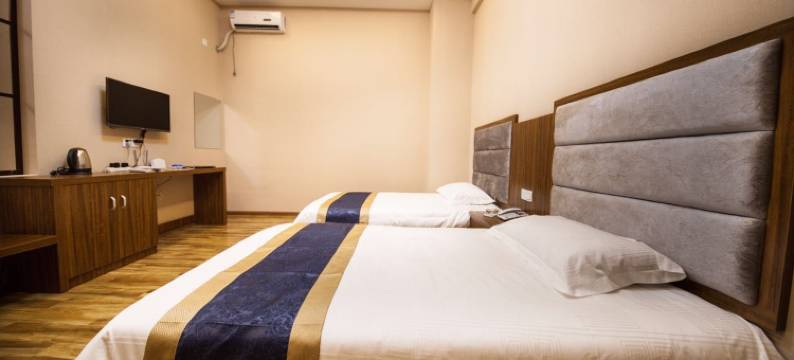 弥勒欣诚酒店(湖泉生态园店)图片