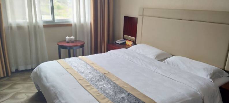 安康依江商务酒店图片