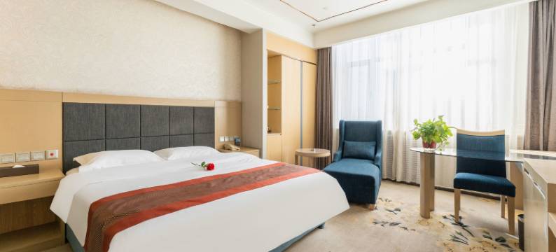 嘉峪关东润酒店图片