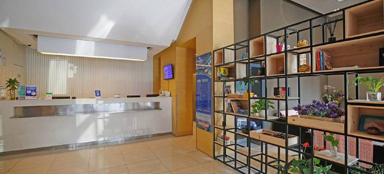 锦江之星(成都杜甫草堂省骨科医院地铁站店)图片