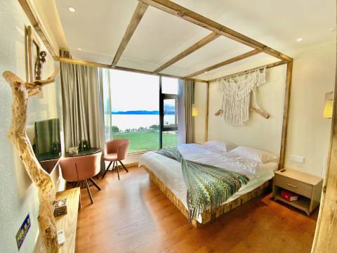 抚仙湖弈岸民宿