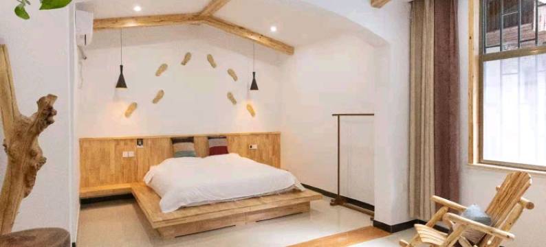 万仙山景香府民宿(郭亮村绝壁长廊店)图片