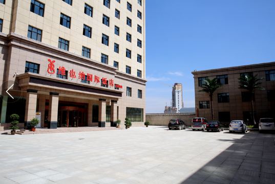 Vienna International Hotel (Linxia Daxiahe) Over view