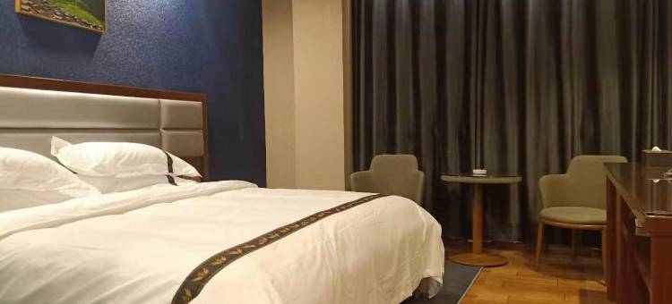 巴楚浙渝大酒店图片