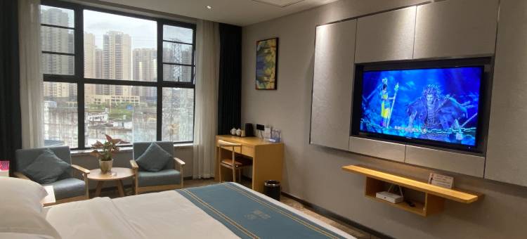 钟山泊美酒店(钟山西站店)图片