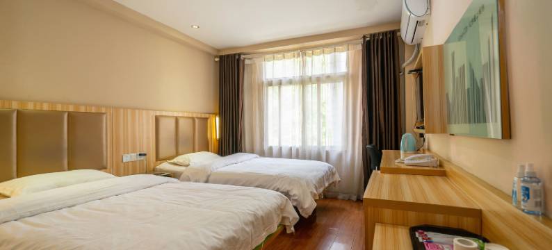 华坤酒店(武汉中南民族大学店)图片