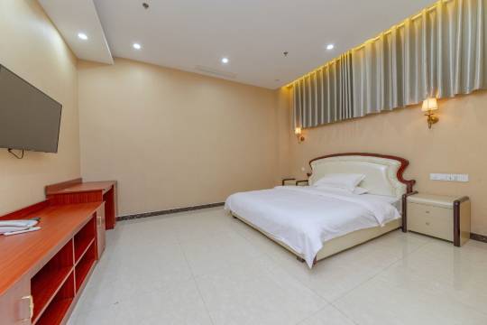 泰安庄园酒店(吾悦广场店)