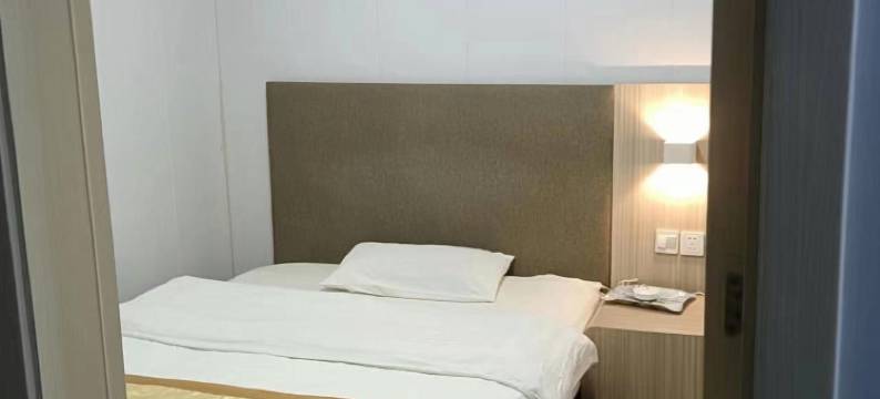 月轩宾馆(连云港火车站店)图片