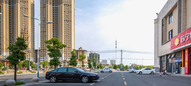 六安环月万乘国际酒店图片