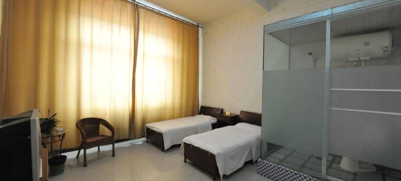 汇通客栈(嘉峪关富强市场酒钢水上欢乐园店)图片