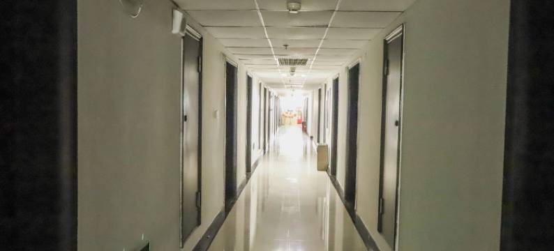 红松宾馆(郑州郑大新校区店)图片