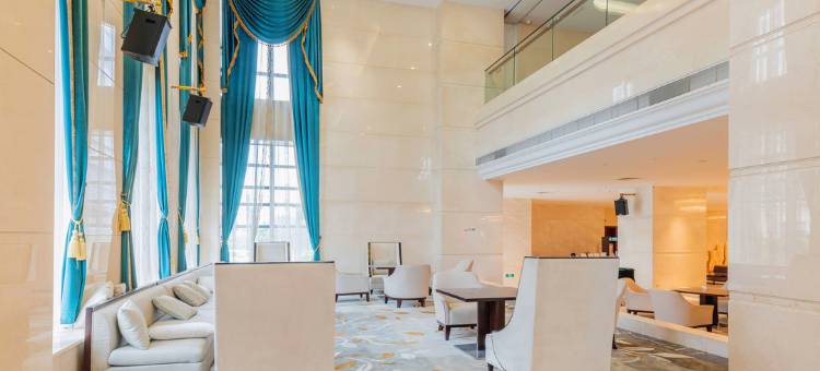 新君悦国际酒店(广州南站锦龙地铁站店)图片