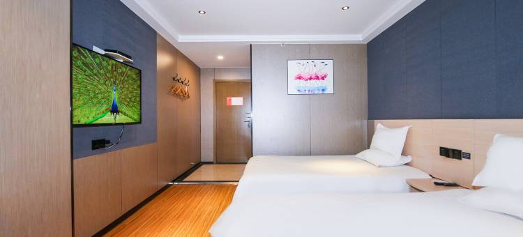 派酒店(郑州曼哈顿广场燕庄地铁站店)图片