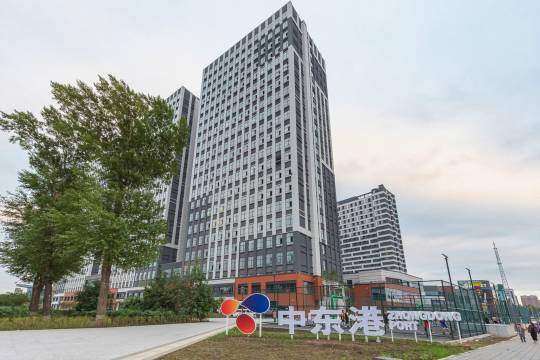 拾光公寓(长春砂之船中东奥莱店)