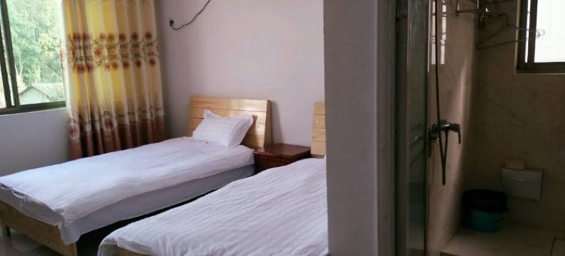 婺源山景红枫客栈图片