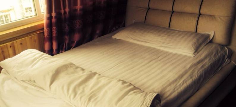 黑水西布里风情客栈图片