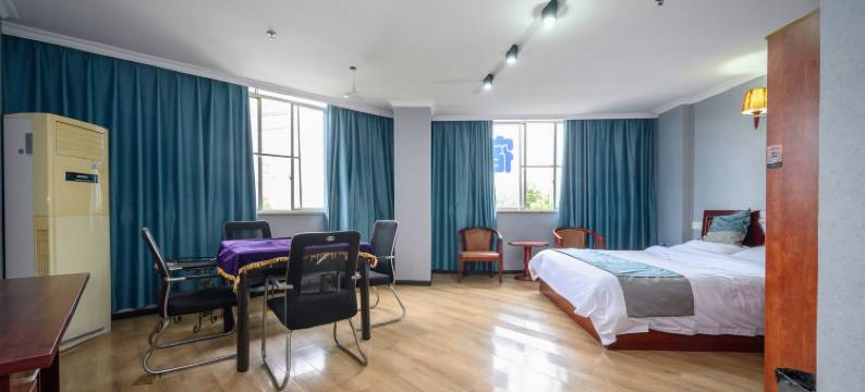 隆昌四海逸家商务宾馆图片