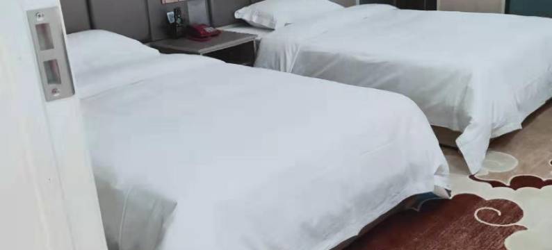 仟纳柏雅酒店(商水二高店)图片