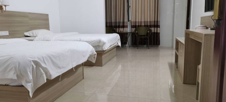 乐东鸿运公寓图片