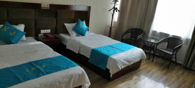 德令哈先军酒店图片