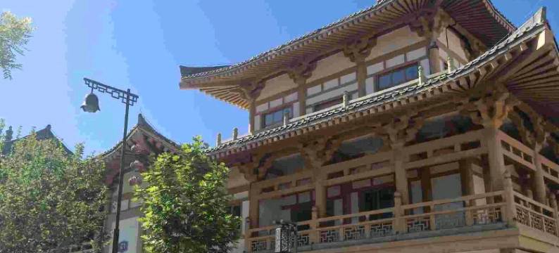 伊宁伊望山民宿(火车站店)图片