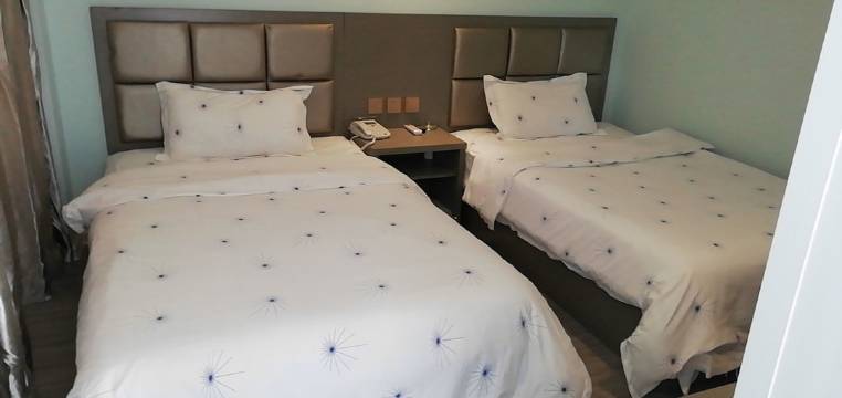 孝感世代宜居酒店