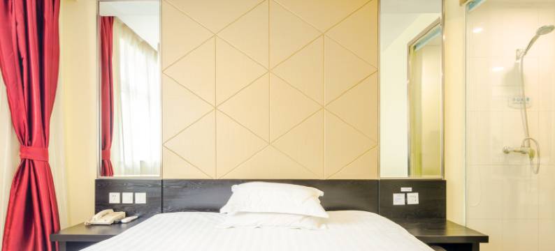 弗思特连锁酒店(九华山地铁站玄武湖店)图片