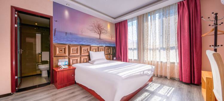 润辉大酒店(兴义客运西站店)图片