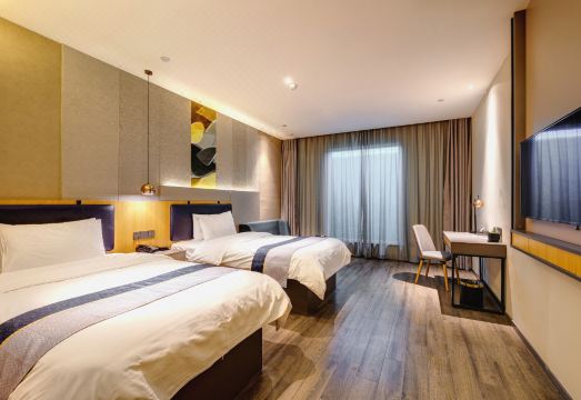 Homeinn Selected Hotel (Jiaxiang Downing Street) Hotel Overview