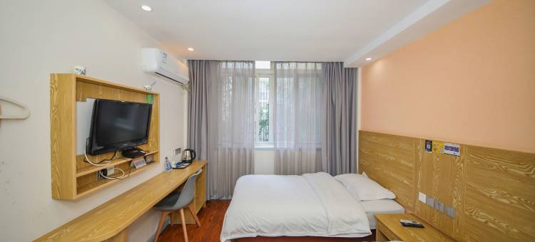 布丁严选酒店(杭州浙江交通职业技术学院金家渡地铁站店)图片