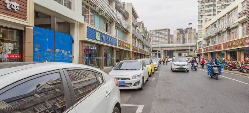 天鹰宾馆(昆山枫景苑店)图片
