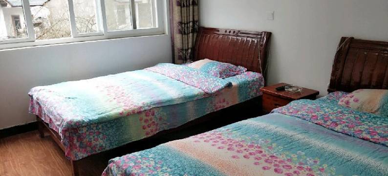 西岭雪山泉水沟农家乐图片