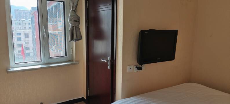 时尚睡吧宾馆(承德附属医院店)图片