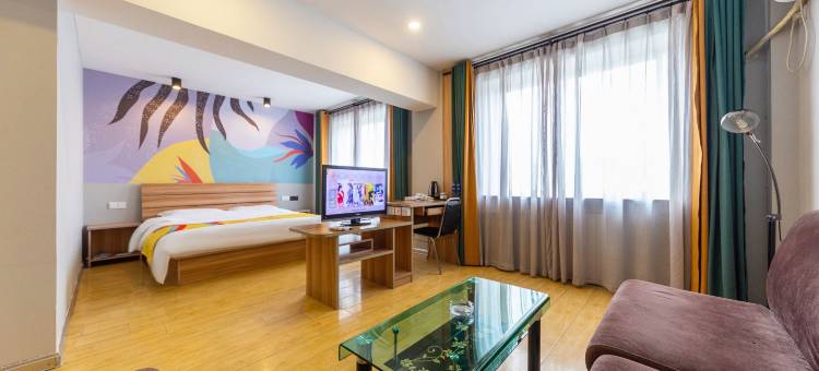 派酒店(兰州火车站客运中心店)图片