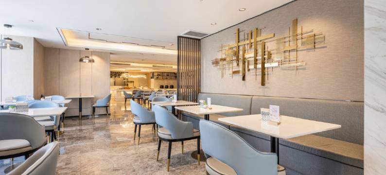 西安大雁塔曲江会议中心亚朵酒店图片