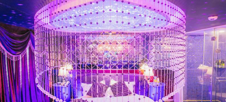 昆明佑咪艺术酒店(北京路穿心鼓楼地铁站店)图片