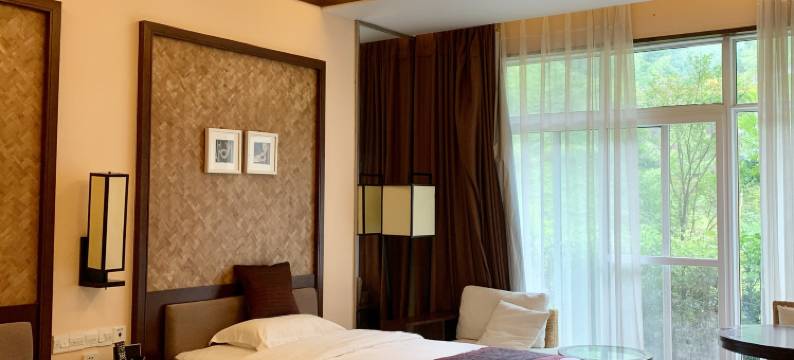 黄荆假日酒店图片