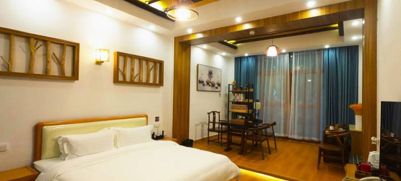 客且留下莲心驿图片