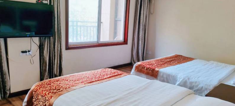 嘉鱼湖畔商务宾馆图片