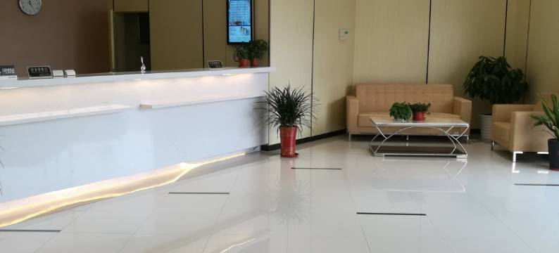 易佰良品酒店(上海青浦工业园区新城地铁站店)图片