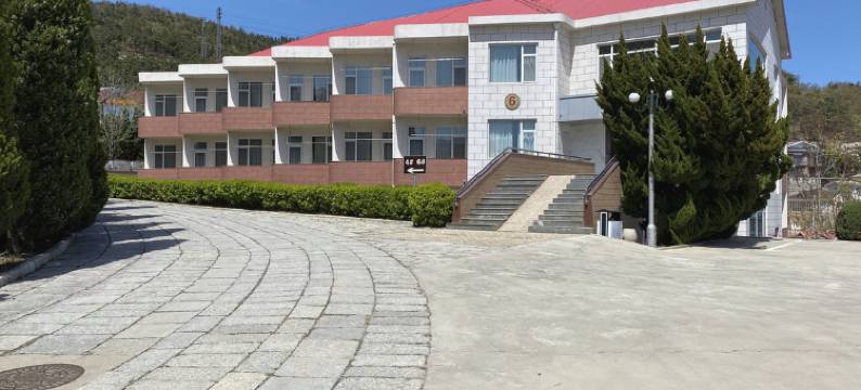 中原油田威海绿岛宾馆(半月湾店)图片