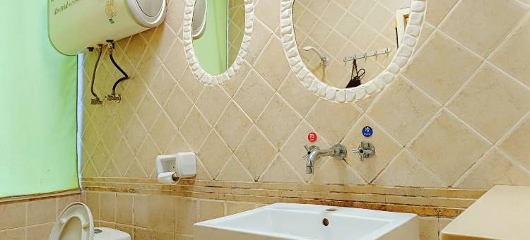 金钻商务酒店(信丰火车站店)图片