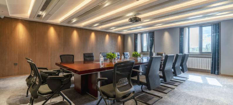 哈尔滨八荒通神酒店(禹舜美术馆江北大学城地铁站店)图片