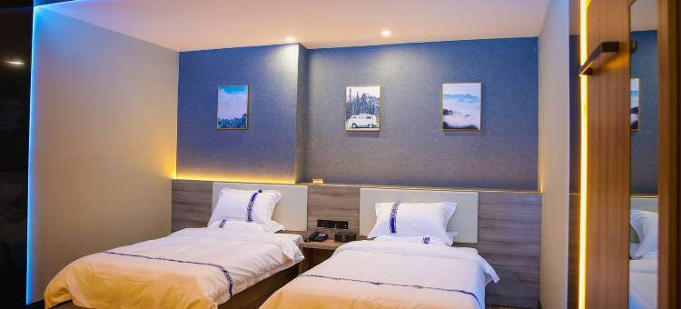 正润电竞酒店图片