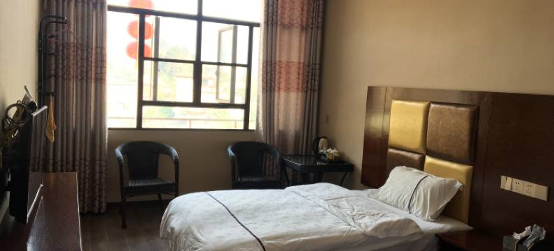 五峰桥头堡宾馆图片