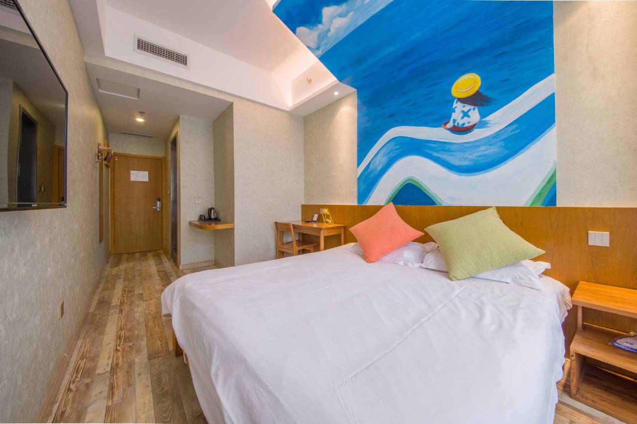 济南倾歌竹马酒店(长清大学城店)